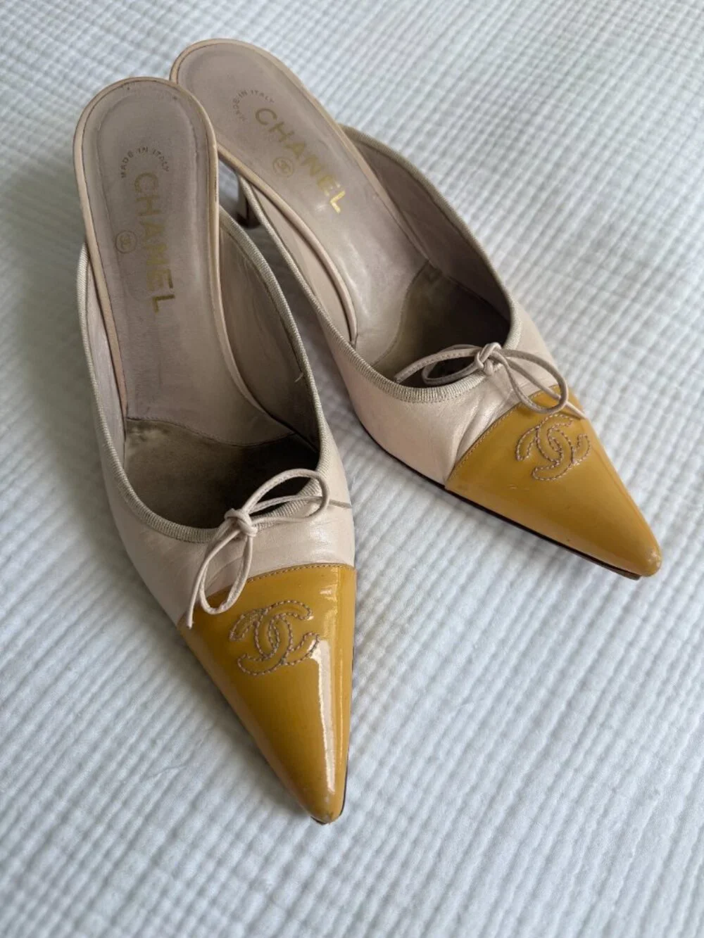 CHANEL gorgeous vintage